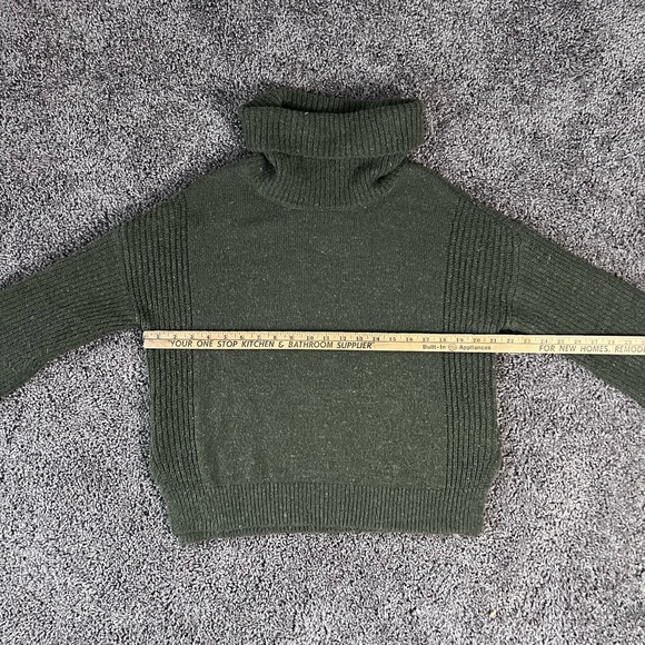 Calvin Klein Jeans Knit turtleneck sweater women's size Medium - Picture 4 of 5